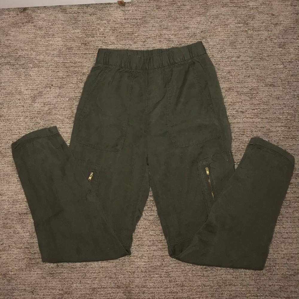 Green High-Waisted Cargo Joggers